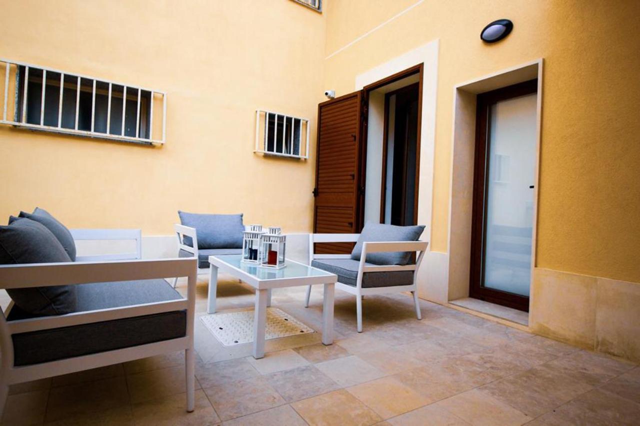 Hotel Porta Reale Νότο Εξωτερικό φωτογραφία